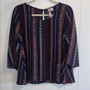 Patterned Crew Neck Sweater